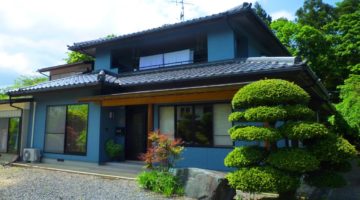 外壁・屋根：福島県郡山市　ブルーの外壁が目を引く外壁リフォーム