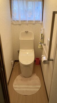 トイレ：宮城県仙台市　段差解消ピカピカトイレリフォーム