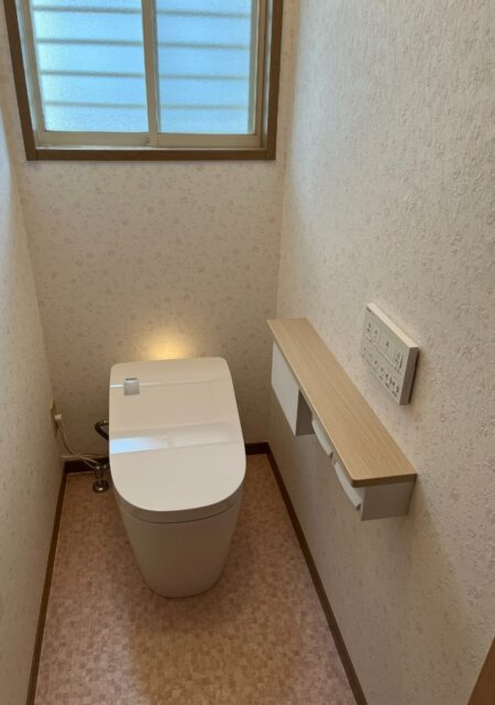 トイレ：宮城県塩釜市　飛び跳ねを防ぐ！トイレリフォーム