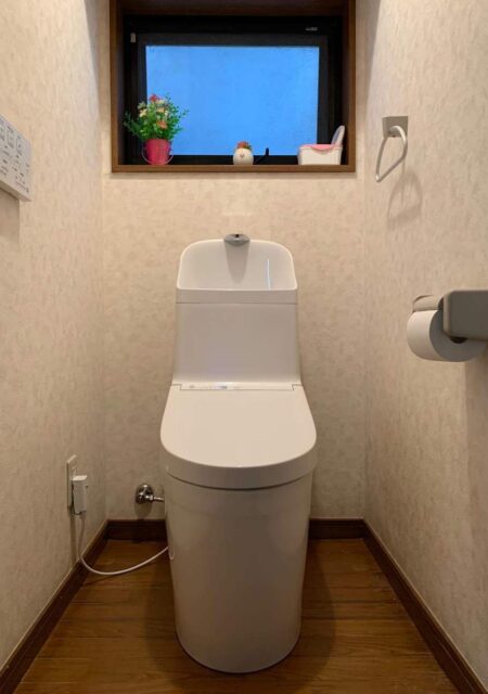 トイレ：宮城県塩釜市　１日で！内装込みトイレリフォーム