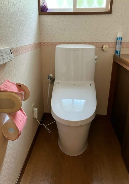 トイレ：宮城県利府郡利府町　LIXIL節水トイレリフォーム