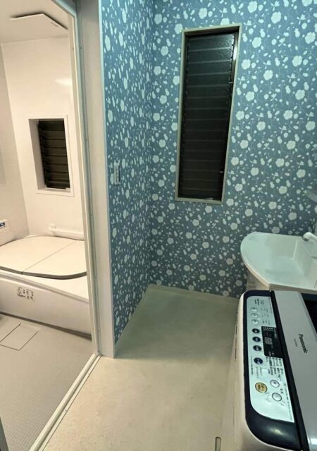お風呂：宮城県仙台市宮城野区　POPでかわいい洗面室・浴室リフォーム