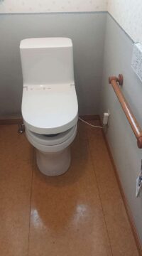 トイレ：宮城県岩沼市　半日で取替　TOTOトイレ工事