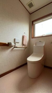 トイレ：宮城県塩釜市　TOTO一体型トイレリフォーム