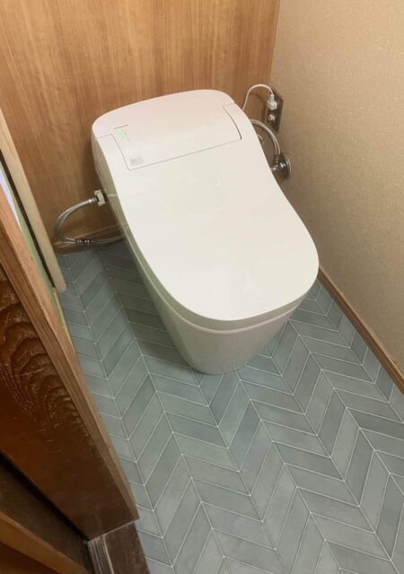 トイレ：宮城郡利府町　アラウーノですっきり和モダンなトイレへリフォーム