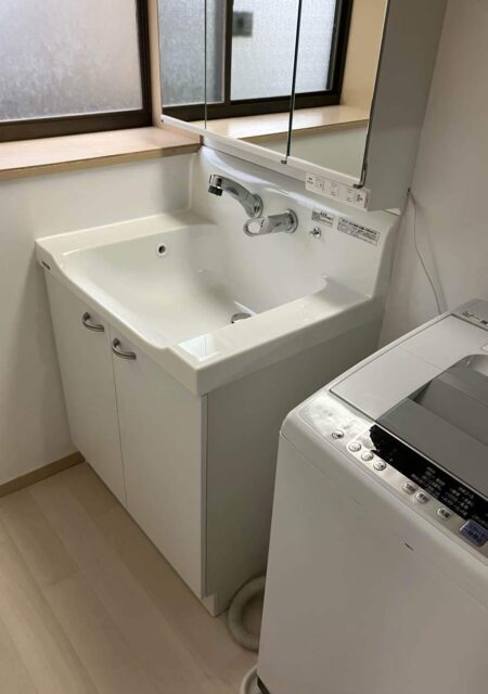 洗面台：宮城県塩竃市　トクラスEJで収納たっぷり洗面所リフォーム