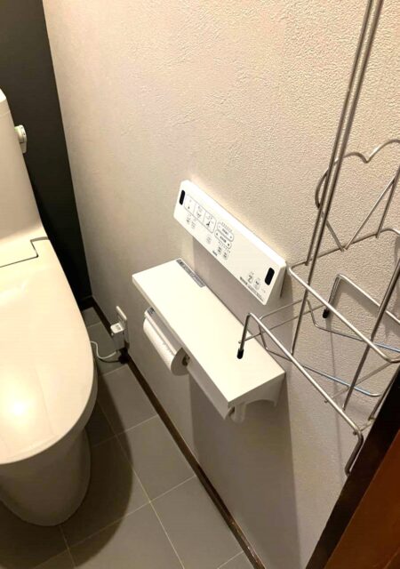 トイレ：宮城県多賀城市　LIXIL ZR1トイレと内装のリフォーム