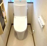 トイレ:宮城県宮城郡亘理町 LIXILのトイレ+床のリフォーム