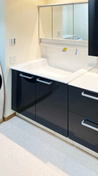 洗面台:宮城県仙台市泉区 床の違和感を解消。安心・快適な洗面所リフォーム