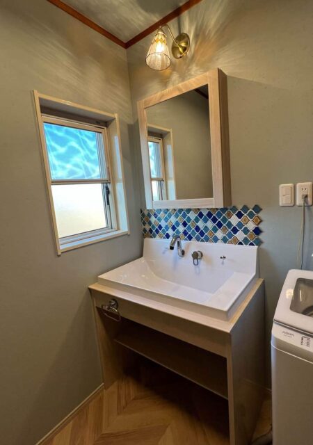 洗面台：宮城県多賀城市　コラベルタイルで彩る造作洗面リフォーム