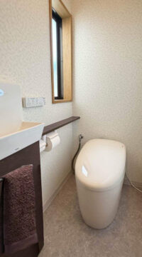 トイレ:宮城県多賀城市 デザインも快適性もこだわったトイレリフォーム