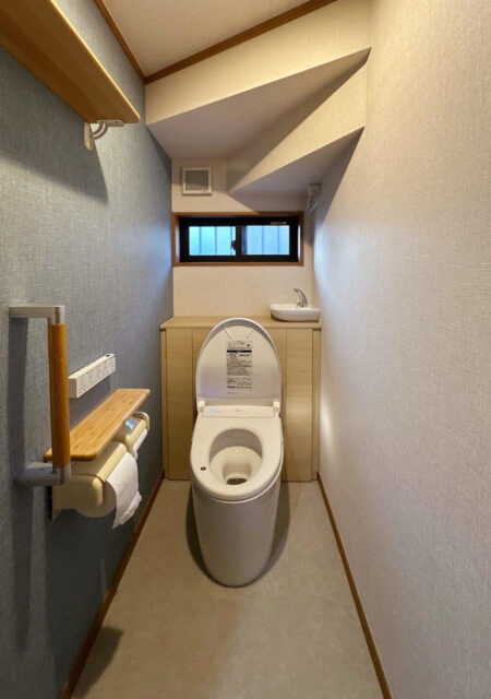 トイレ：宮城県仙台市　デザインと収納を両立した、心地よいトイレリフォーム