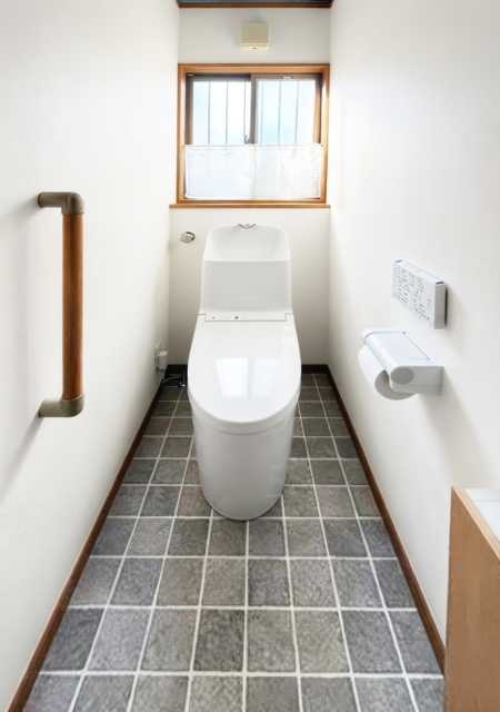 トイレ:宮城県塩釜市 明るく清潔感のある快適トイレリフォーム